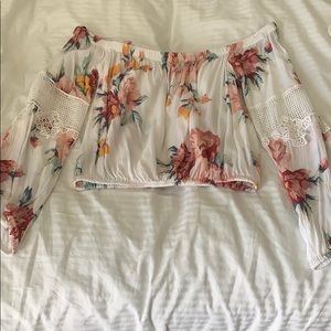 Off the shoulder long sleeve crop top